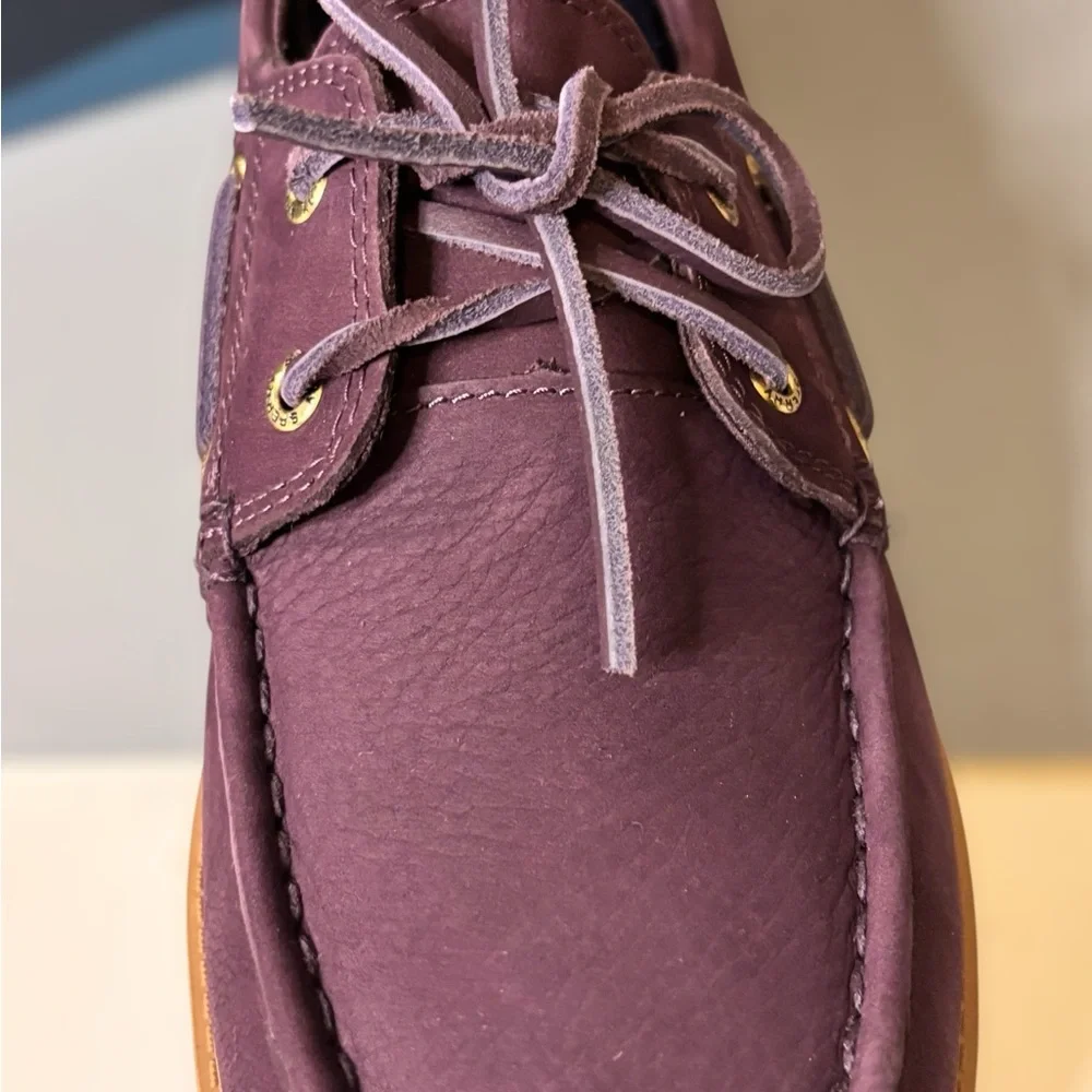 SPERRY TOP-SIDER® Wells Boat Shoe (Women size) 9.5 / Men’s 8 NEW IN BOX